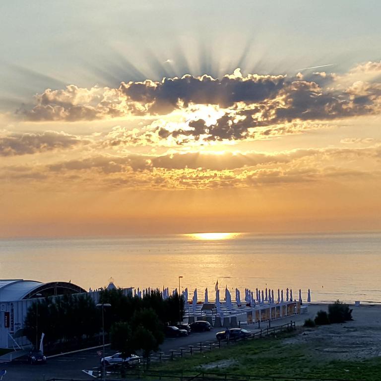 Apartment Summerland Mamaia Exteriér fotografie