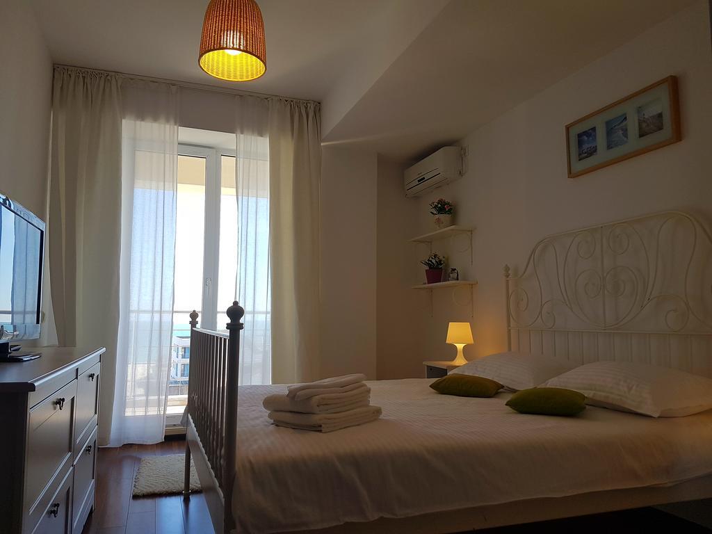 Apartment Summerland Mamaia Exteriér fotografie